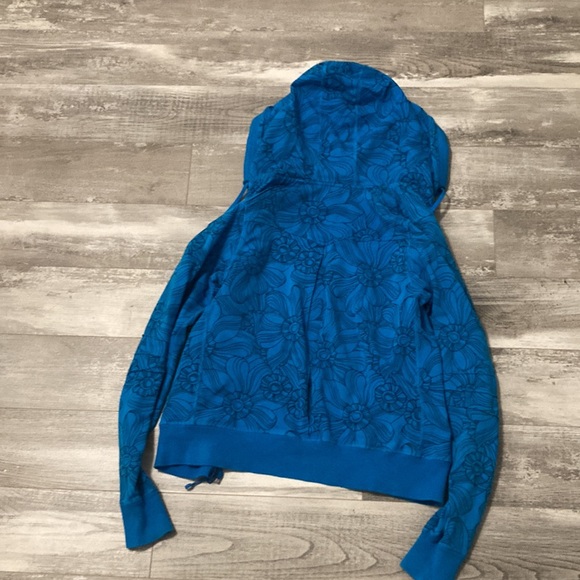 LULULEMON ZIP UP JACKET - Picture 7 of 7